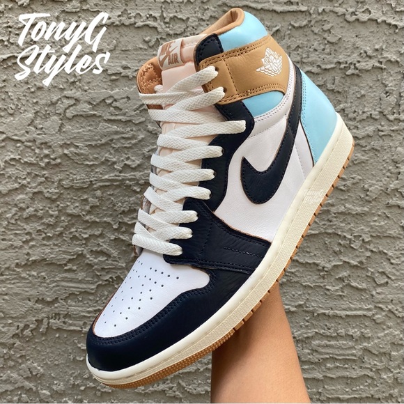 🦋NEW🦋 CUSTOM AIR JORDAN 1 RETRO HI - Picture 4 of 15